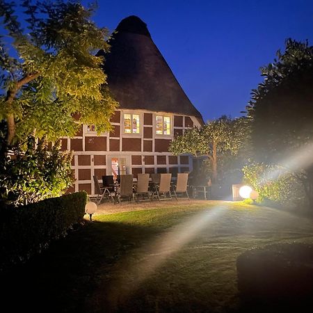 Altes Landhaus Oste, Klavier Appartement, 2 Zimmer Mit Kamin Hemmoor Exterior photo