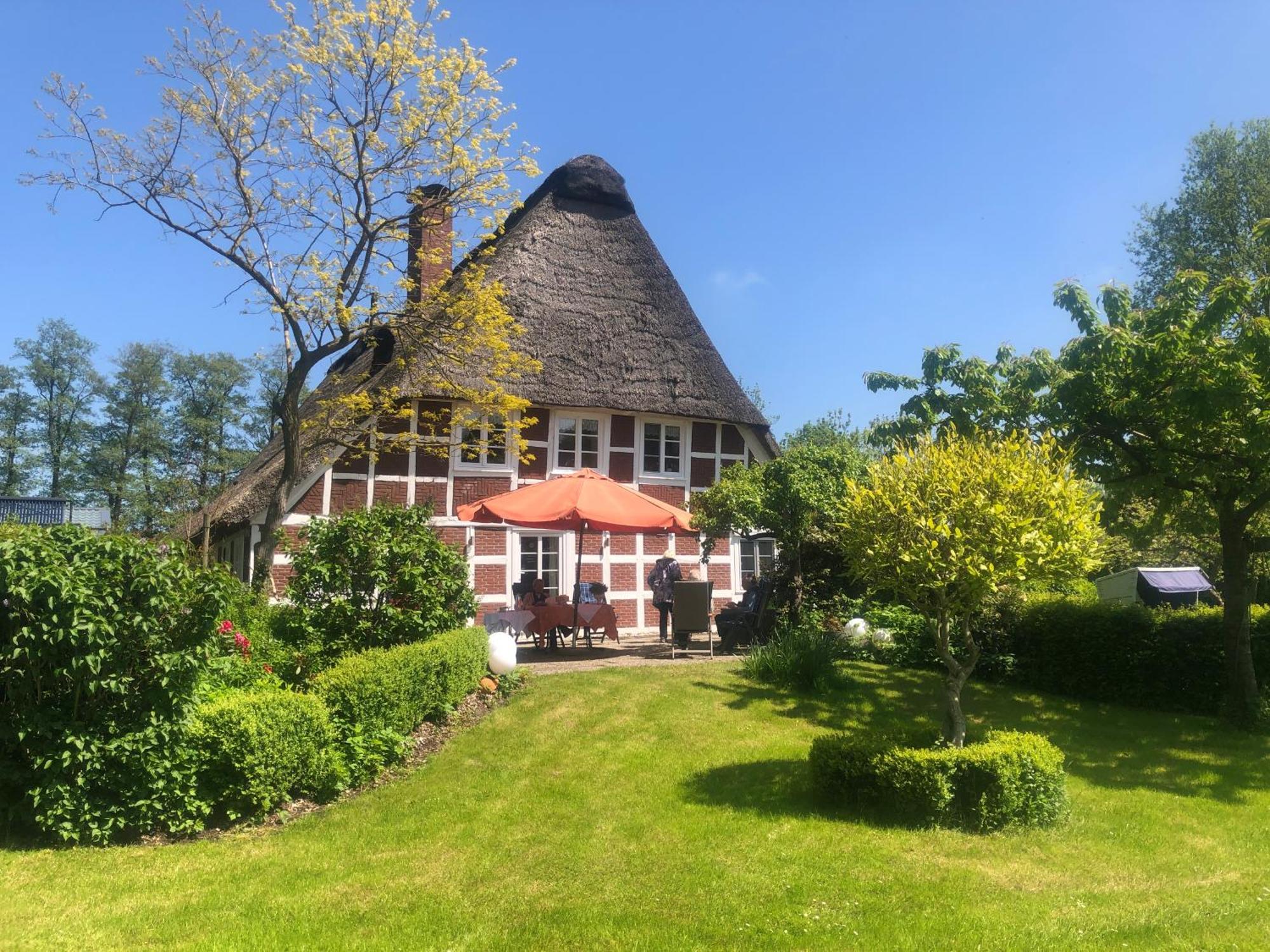 Altes Landhaus Oste, Klavier Appartement, 2 Zimmer Mit Kamin Hemmoor Exterior photo